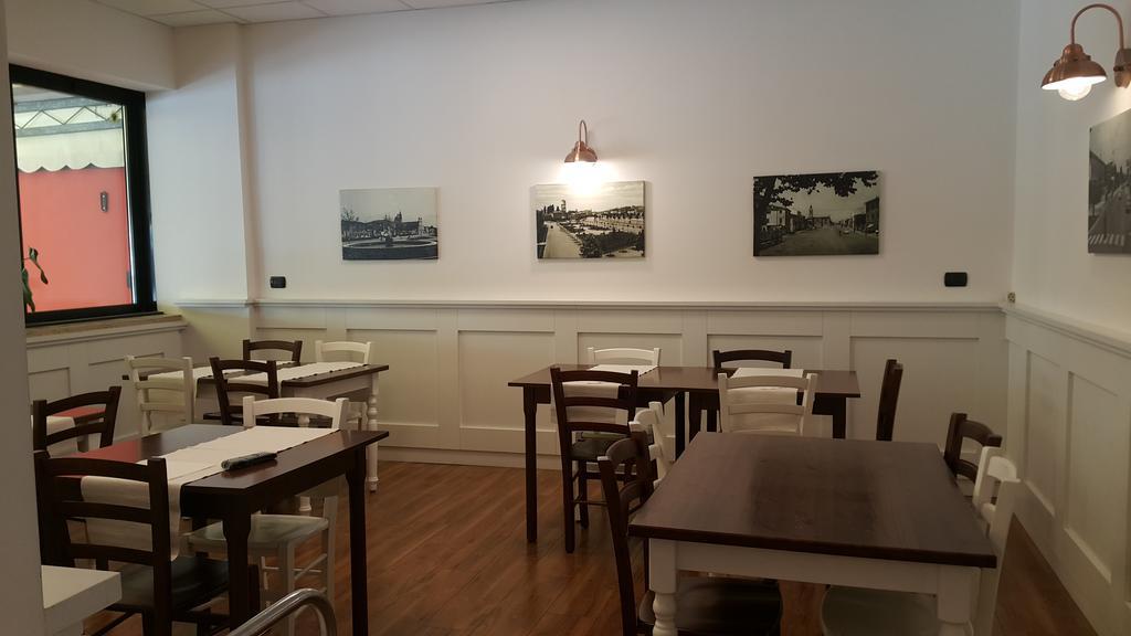 Albergo Pizzeria Sole San Giovanni Lupatoto Exterior foto
